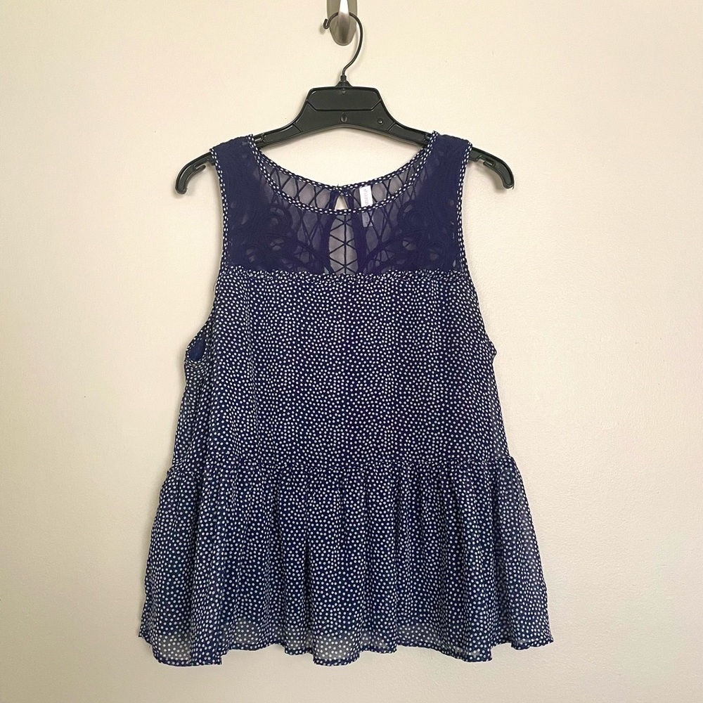 Xhilaration Large Navy Dotted Top